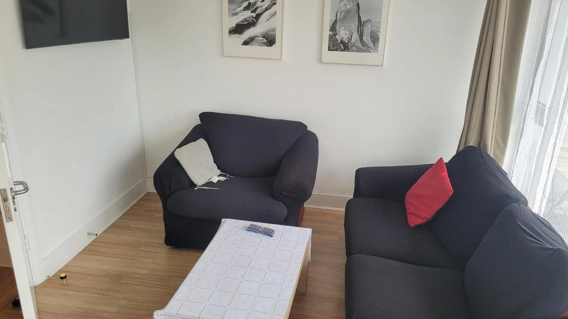 2 Double Bedrooms Apartment Near Airport & Town Dublin